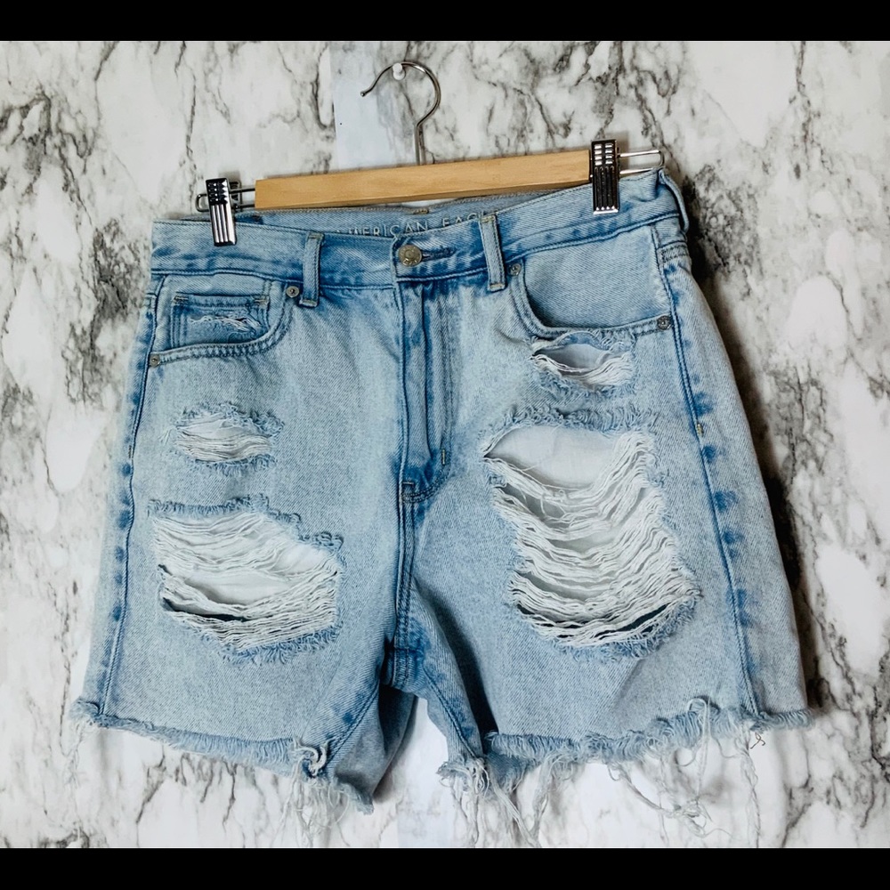 Distressed American Eagle shorts